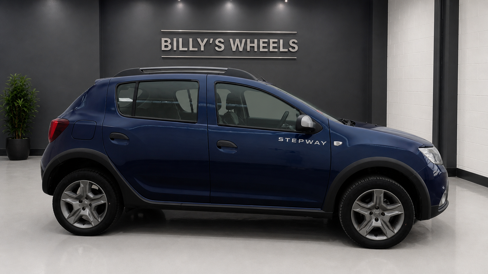 2019 Dacia Sandero Stepway Comfort photograph 5 of 19