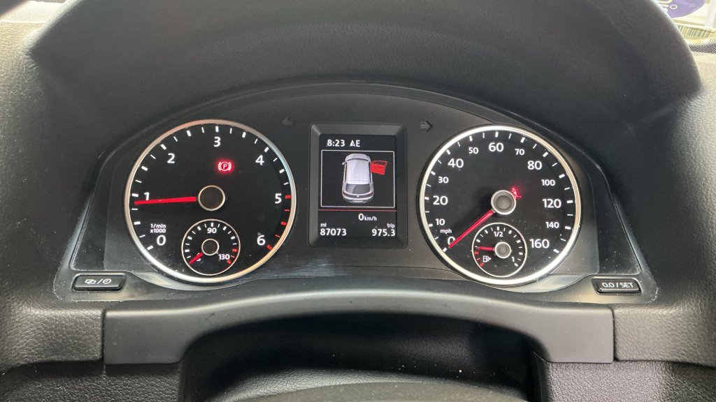 2015 Volkswagen Tiguan Match 4Motion photograph 18 of 19