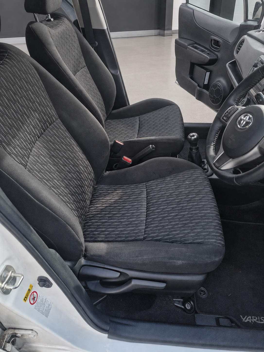 2012 Toyota Yaris Edition photograph 12 of 20