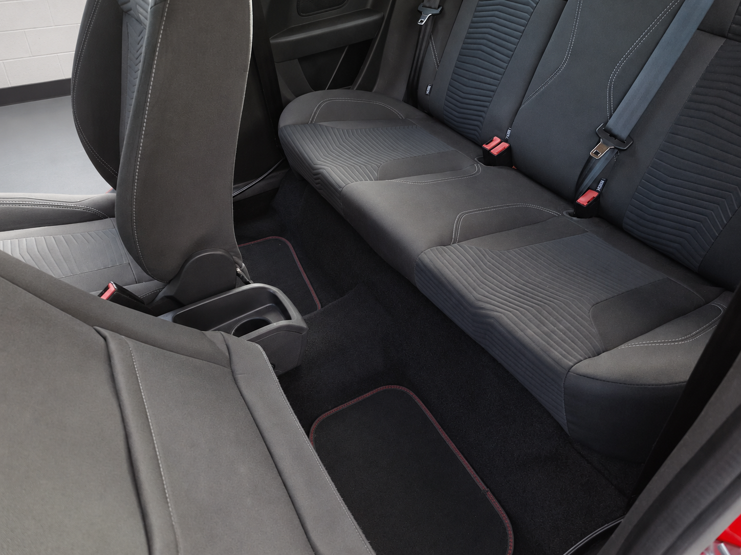 2017 Ford Fiesta Zetec photograph 16 of 19